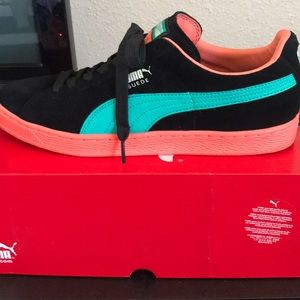 Puma sneakers